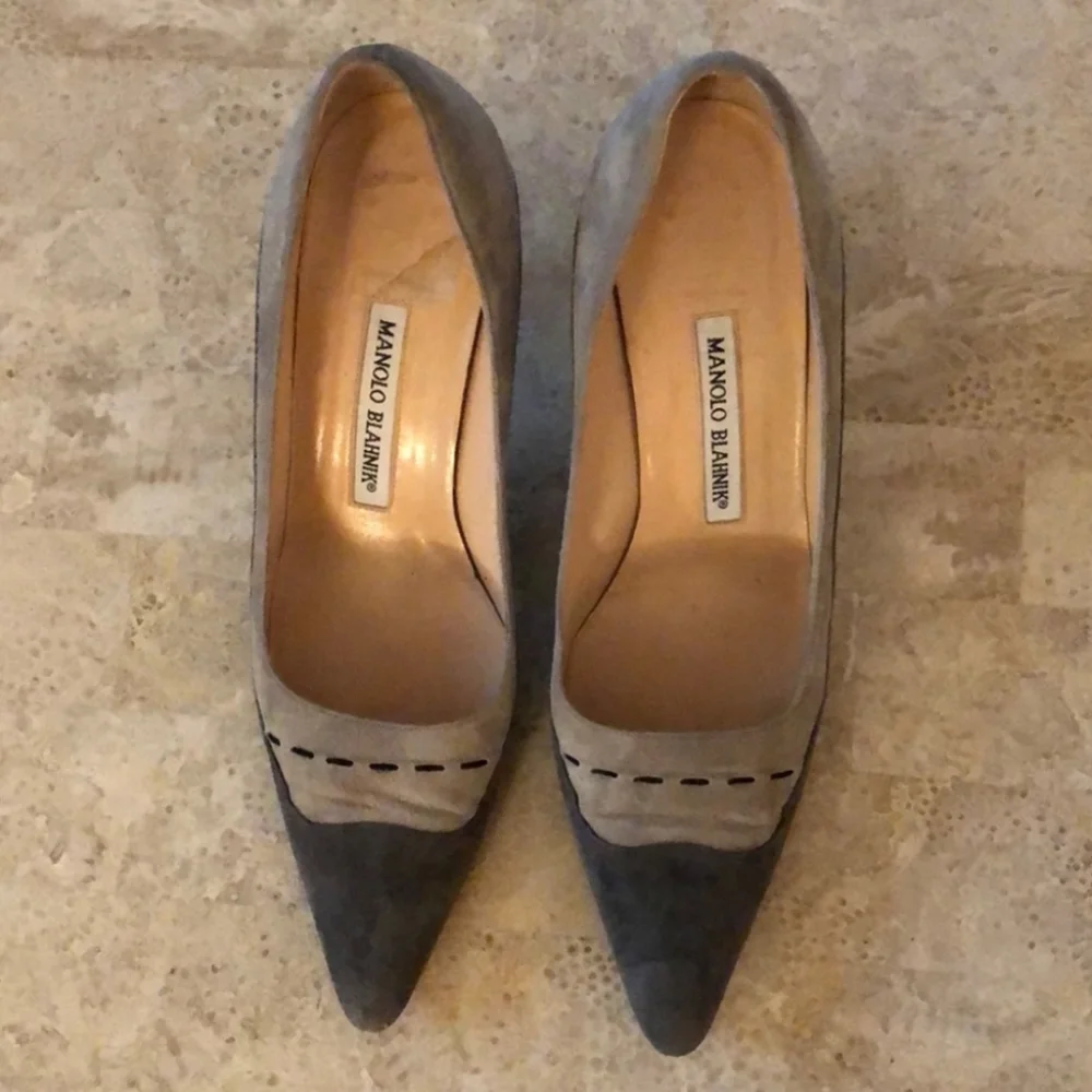 MANOLO BLAHNIK Two Tone Suede Pointed Toe Heels - Picture 1 of 4